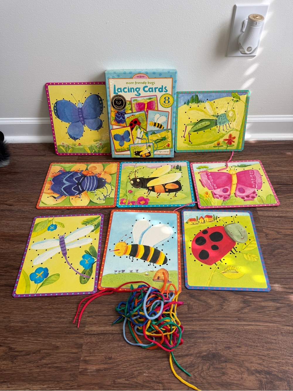 Vintage eeBoo Lacing Cards Friendly Bugs Complete Fine Motor Skills Montessori